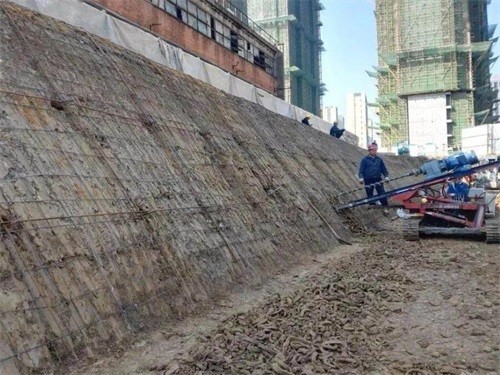 邯山建筑边坡支护
